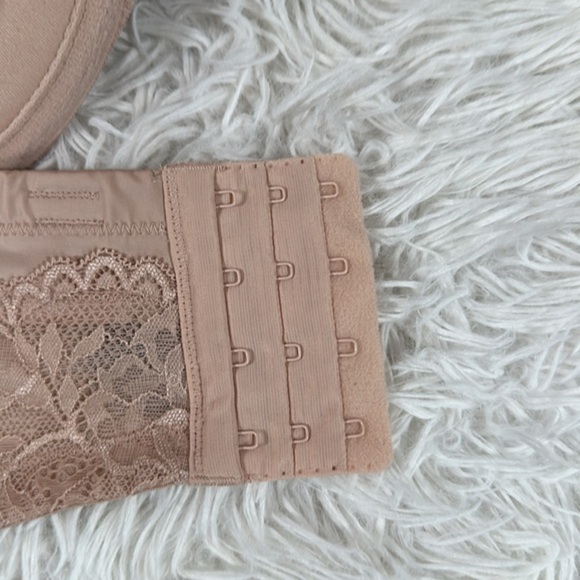 Torrid Curve Beige Bombshell Everyday Strapless Bra 44DD - Picture 6 of 11